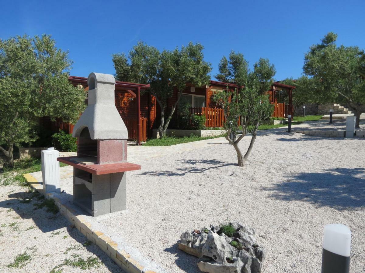 Campsite Kaya Pakoštane Exteriör bild