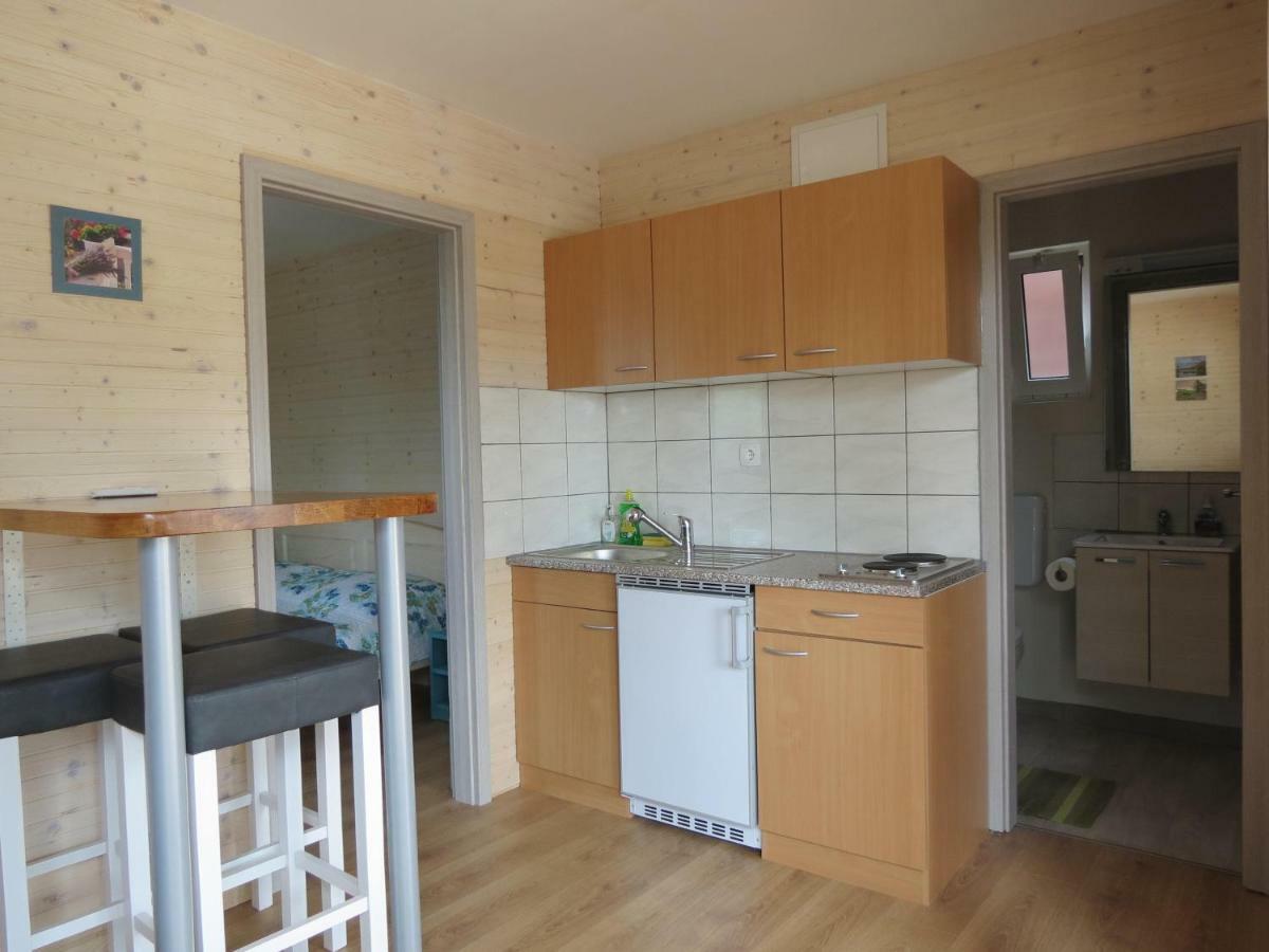 Campsite Kaya Pakoštane Exteriör bild